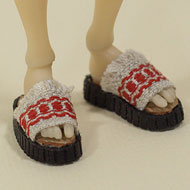 AmiGaTa wearing slide sandals